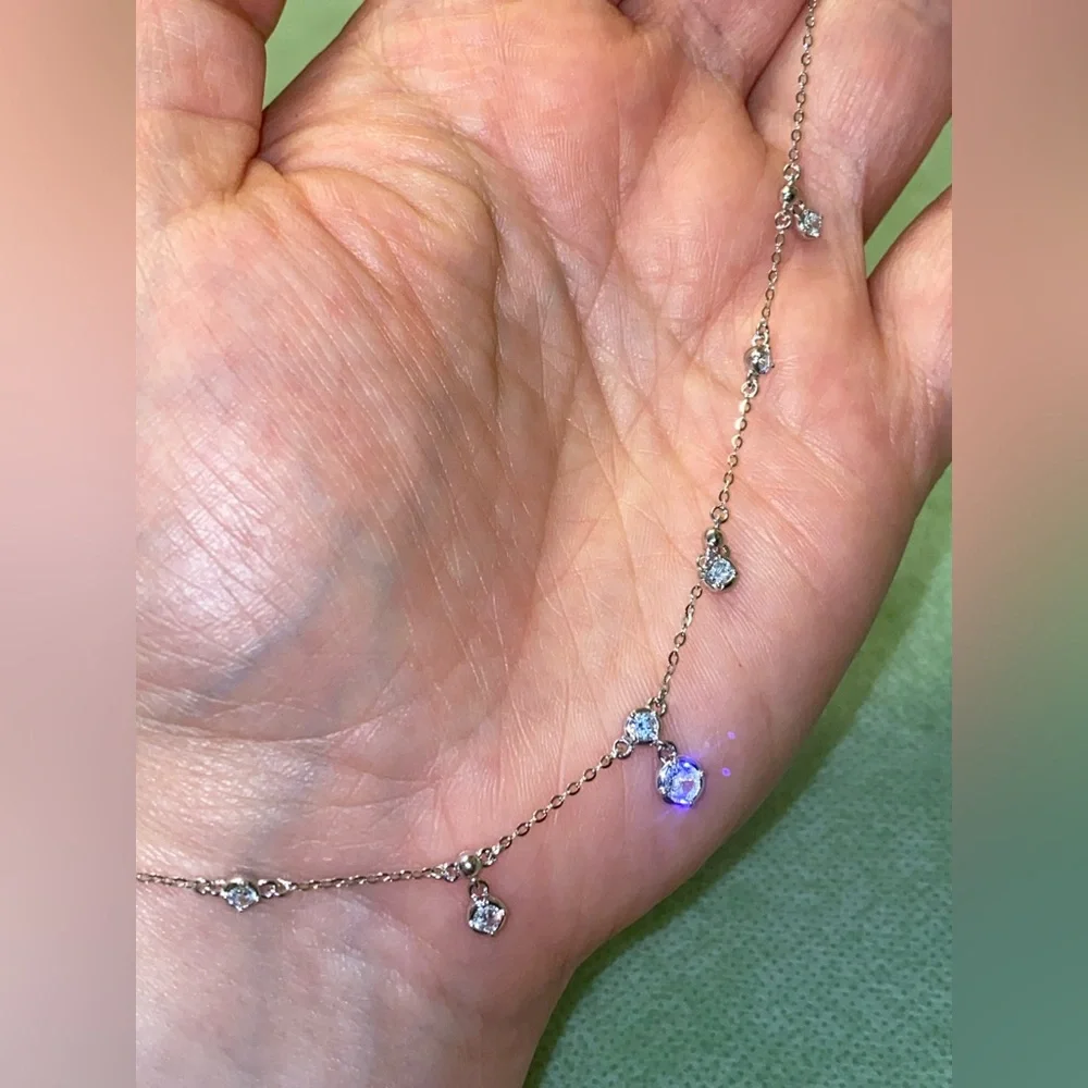 Delicate Crystals Choker Necklace - 925 Silver. 16 inches - Picture 6 of 6